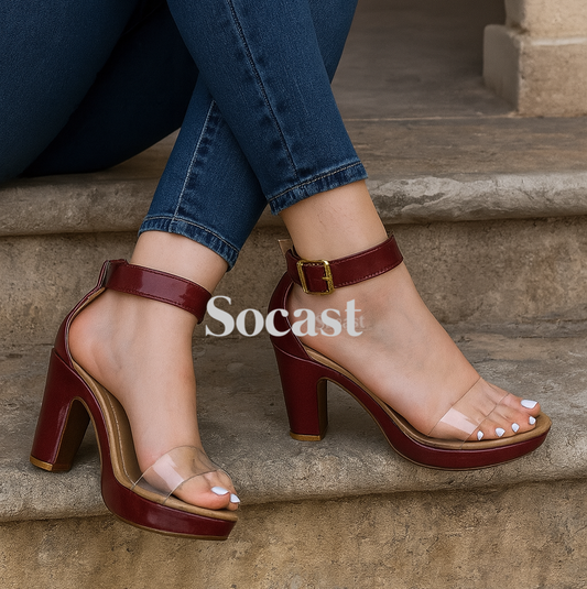 Sandalia de tacón alto con tiras transparentes
