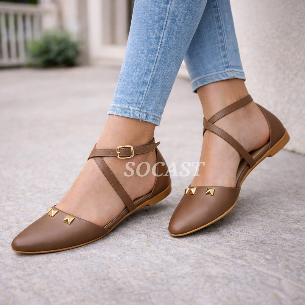 Flat casual